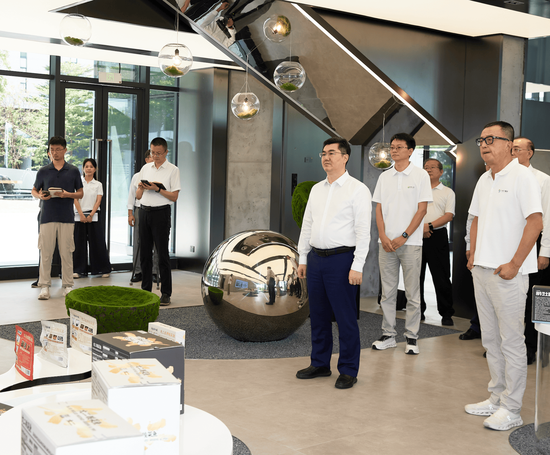 孙志洋市长调研HTH.COM-华体会（中国）
集团全国供应链中心基地